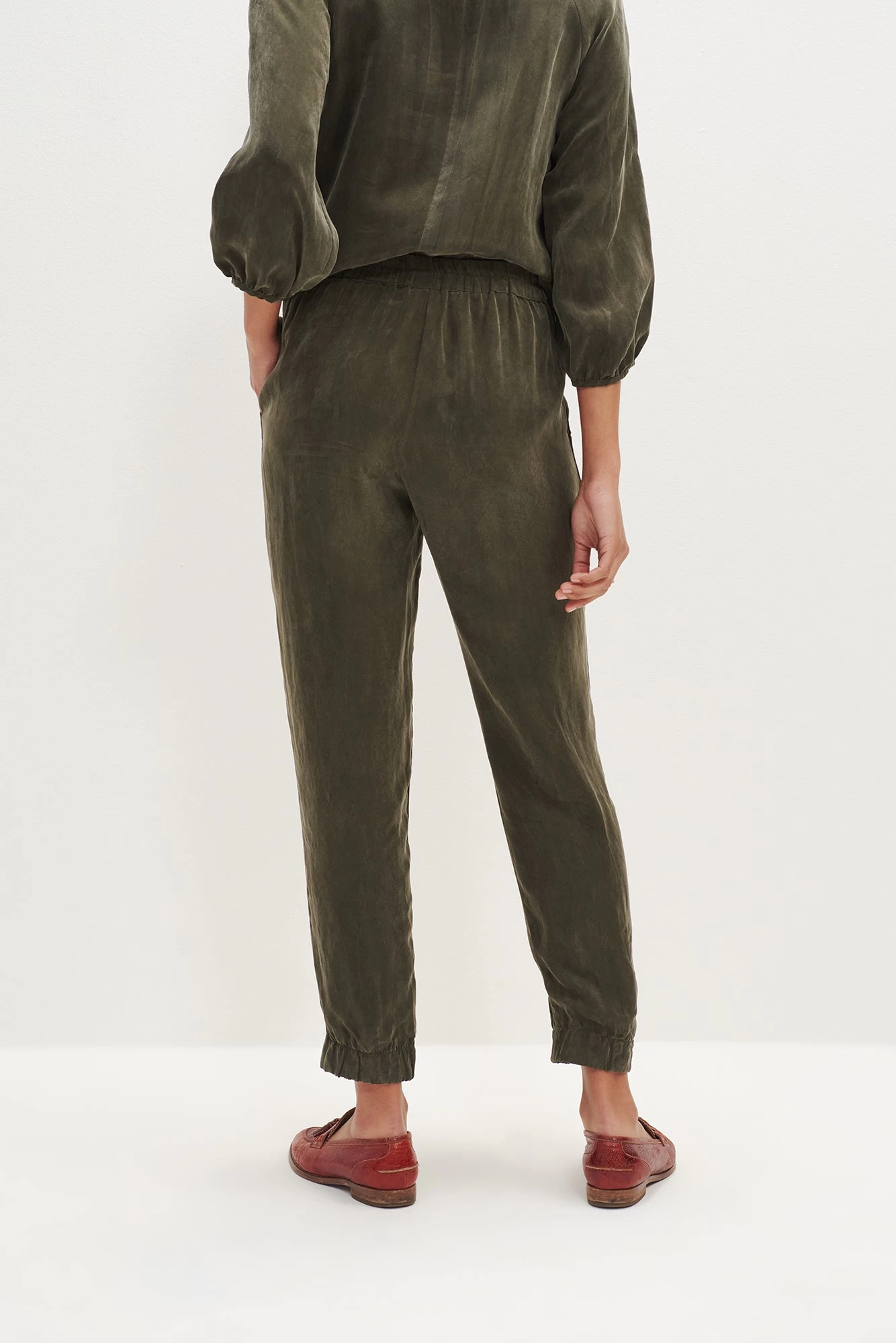 Henri Cupro Joggers - Olive 5 Henri Cupro Joggers - Olive - Image 5
