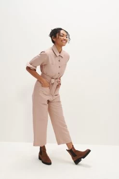 Oceane Femme Fête Jumpsuit - Rose -Vibe Wardrobe Shop 0092 Oceane Rose 6723 web 6d3b20c3 1d90 4326 bb9f 24e7419a79c6