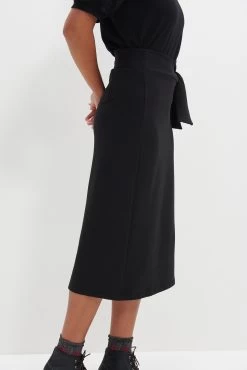 Aria Reverie Terry Skirt - Black -Vibe Wardrobe Shop 0097 Aria Reverie Terry Black 4500 web 6ba1e16a 33fd 411e 8bdd 727680426e07