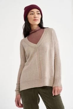 Normandy Sweater - Oatmeal - ReAmour -Vibe Wardrobe Shop 0146 Normandy Oatmeal 0184 web 96f713e3 ae73 4da2 9da7 71d7e3d45b9c