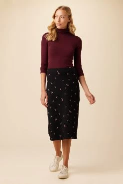 Sabine Luxe Fleece Skirt - Fleur