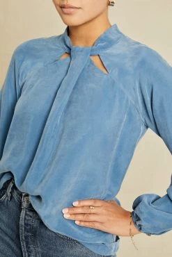 Papillon Cottonseed Cupro Blouse - Azure -Vibe Wardrobe Shop 0156 Papillon Azure V2 15935 web e9ba8149 470f 49c4 9937 5cbe3df04e24