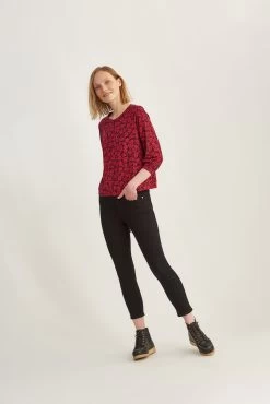 Issa Raglan Tee -Vibe Wardrobe Shop 0223 Issa Cotton Modal Luxembourg 1469 web