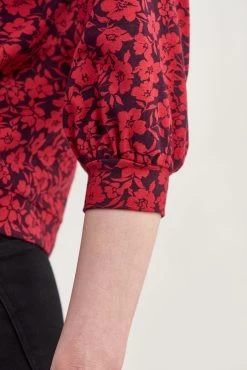 Issa Raglan Tee -Vibe Wardrobe Shop 0223 Issa Cotton Modal Luxembourg 1528 web