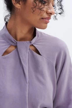 Papillon 3/4 Sleeve Blouse - Lilac -Vibe Wardrobe Shop 0307 3Q Slv Papillon Lilac 4846 web 6b8fe4ab ae08 42f7 8952 eb386854f861