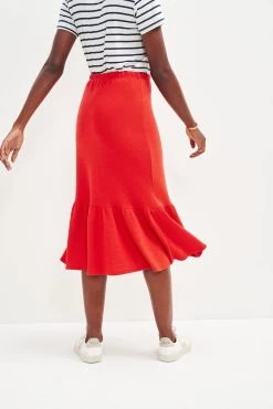 Melia Scallop Knit Skirt - Carmine 8 Melia Scallop Knit Skirt - Carmine -Vibe Wardrobe Shop 0405 Melia Carmine 1321 web eab7d1fb d111 4348 bfcf ad5bbfec85b8