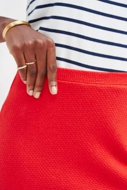 Melia Scallop Knit Skirt - Carmine 9 Melia Scallop Knit Skirt - Carmine -Vibe Wardrobe Shop 0405 Melia Carmine 1406 web b9941393 b458 4cfb ba46 9f209bc54728