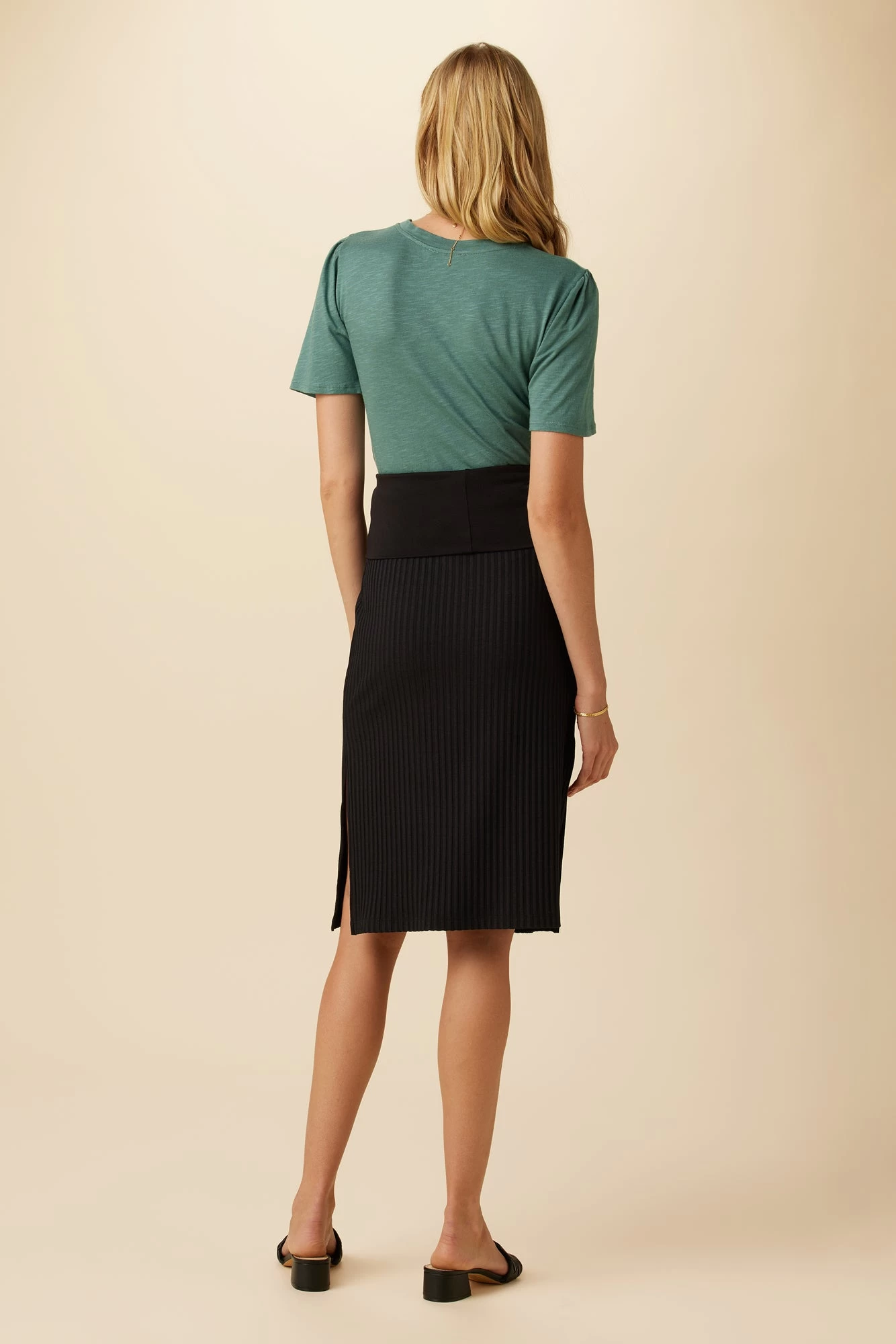 Zio Ribbed Skirt - Black 4 Zio Ribbed Skirt - Black - Image 4