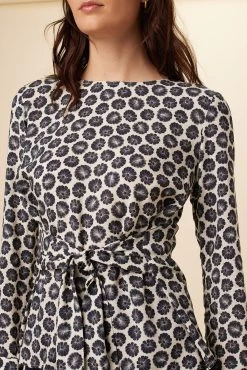 Jobeth Ecovero Blouse - Calico Navy -Vibe Wardrobe Shop 0467 Jobeth Viscose Calico Navy 1434