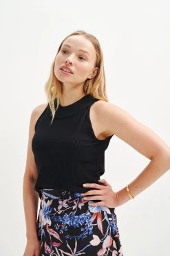 Leomie Paris Rib Tank - Black - ReAmour