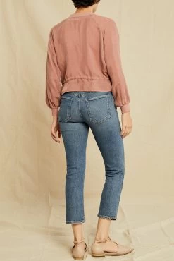 Roux Mixed Cupro Jacket - Quartz 9 Roux Mixed Cupro Jacket - Quartz -Vibe Wardrobe Shop 0515 Roux Jacket Quartz 4035 web aef04006 9efc 4780 b554 de11979d3eb6