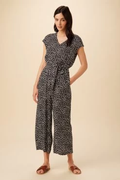Wynnie Ecovero Jumpsuit - Italia