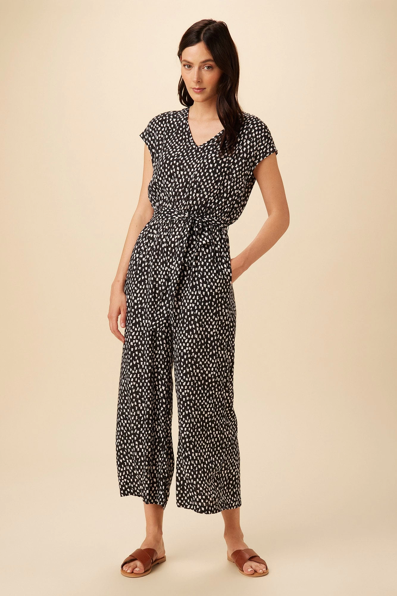 Wynnie Ecovero Jumpsuit - Italia 1 Wynnie Ecovero Jumpsuit - Italia