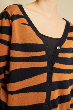 Tessa Organic Cotton Cardigan - Rust Black 9 Tessa Organic Cotton Cardigan - Rust Black -Vibe Wardrobe Shop 0619 Tessa Zebra Jacquard 1435 web 7f51440b 6b09 4d1c a30b 5eaeffd77244