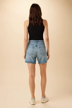 AGOLDE Stella Denim Short - Mode -Vibe Wardrobe Shop 06 3RDPA6071 Stella Short Mode 3