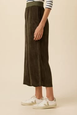 Salice Mixed Cupro Pants - Olive -Vibe Wardrobe Shop 0721 Salice Mixed Media Olive 2