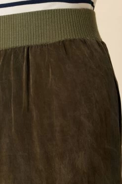 Salice Mixed Cupro Pants - Olive -Vibe Wardrobe Shop 0721 Salice Mixed Media Olive 5