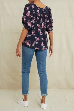 Edith Viscose Blouse - Whitby Floral -Vibe Wardrobe Shop 0771EdithWhitby 1940 web 0630a004 fed1 4807 8112 b8424f029cf2