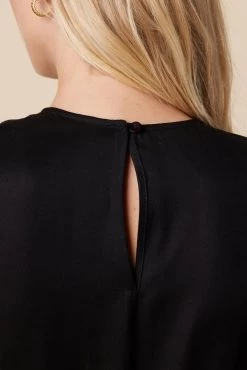 Olive Tencel Midi Dress - Black 9 Olive Tencel Midi Dress - Black -Vibe Wardrobe Shop 10133 Olive Twill Black 5