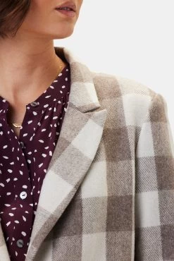 Tobie Single Breasted Blazer - Natural Buffalo Check -Vibe Wardrobe Shop 10328 Tobie Single Breasted Natural Buffalo Check 4 8bc69f0e 7bd3 4f8c 9455 04b732bbe4bf