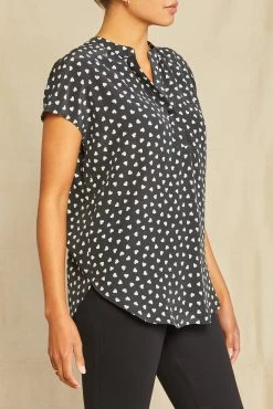 Renata Washable Silk Blouse 21 Renata Washable Silk Blouse -Vibe Wardrobe Shop 1068 Renata Heart Black Ivory 3451 web