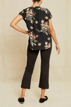 Renata Washable Silk Blouse - Treviso Floral 9 Renata Washable Silk Blouse - Treviso Floral -Vibe Wardrobe Shop 1068 Renata Treviso Print 14412 web 596775cc f480 477a 9854 3db995613a06