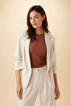 Tobie Femme Fete Blazer - Natural 9 Tobie Femme Fete Blazer - Natural -Vibe Wardrobe Shop 10 10136 Tobie Natural 5