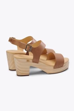 Nisolo All Day Open Toe Clog - Almond -Vibe Wardrobe Shop 20220105 Nisolo WF 0022 ALM rear KD0317