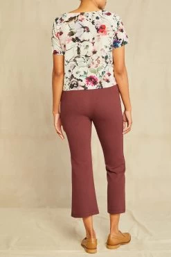 Willa Washable Silk Blouse - Windsor Floral -Vibe Wardrobe Shop 2664 Willa Windsor 3028 web b4ee3547 6e0e 4b98 bb66 033273ae3f1f