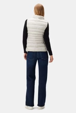 Save The Duck Lynn Vest - Rainey Beige -Vibe Wardrobe Shop 3RDPA6096 Lynn Puffer Vest Rainy Beige 3