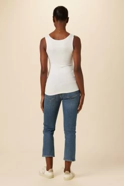 Iris Dream Knit Tank - White -Vibe Wardrobe Shop 4012 Iris Scoop Neck Tank White 3