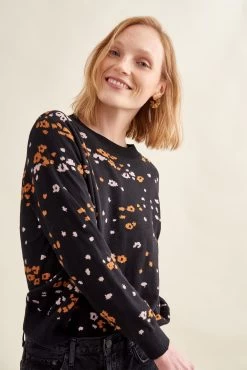 Reyes Sweater - ReAmour -Vibe Wardrobe Shop 4960 Reyes Black Multi 2026 web 4c39c45f e49a 44a3 996f 96517d4e2140