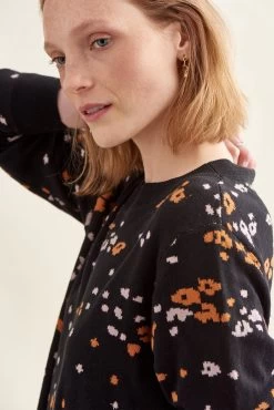 Reyes Sweater - ReAmour -Vibe Wardrobe Shop 4960 Reyes Black Multi 2074 web 10779cc1 2340 4f5e ac1f b9d115940a9d