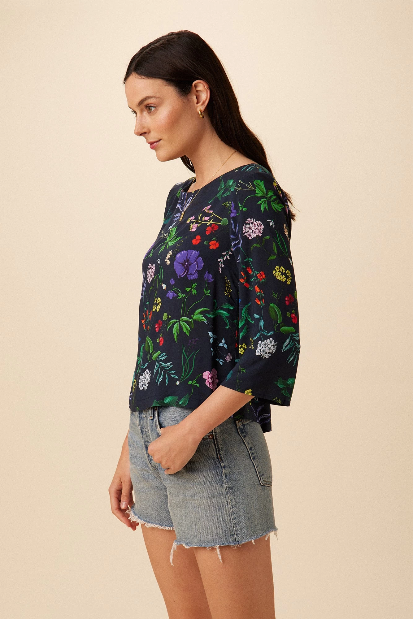 Martina Ecovero Blouse - Stella Floral Navy 2 Martina Ecovero Blouse - Stella Floral Navy - Image 2