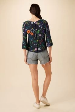 Martina Ecovero Blouse - Stella Floral Navy 6 Martina Ecovero Blouse - Stella Floral Navy -Vibe Wardrobe Shop 7936 Martina Stella Navy 3
