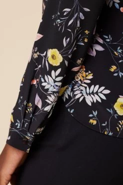 Kaya Washable Silk Blouse - French Jardin Black -Vibe Wardrobe Shop 8509 Kaya French Jardin Black 5