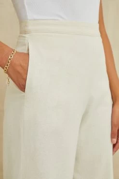 Patsy Silk Noil Pant - Ivory 9 Patsy Silk Noil Pant - Ivory -Vibe Wardrobe Shop 9298PatsyIvory 4573 web c73c1a37 b1ed 494f 87b1 40626ffe78ba