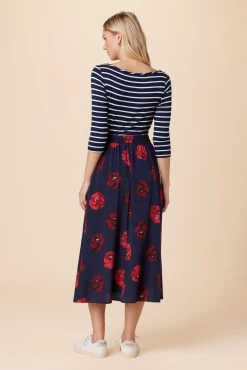 Blaze Washable Silk Skirt - Albany Floral 8 Blaze Washable Silk Skirt - Albany Floral -Vibe Wardrobe Shop 9838 Blaze Albany Floral 3