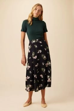 Blaze Washable Silk Skirt - Ladera Floral 8 Blaze Washable Silk Skirt - Ladera Floral -Vibe Wardrobe Shop 9838 Blaze Ladera Floral 4
