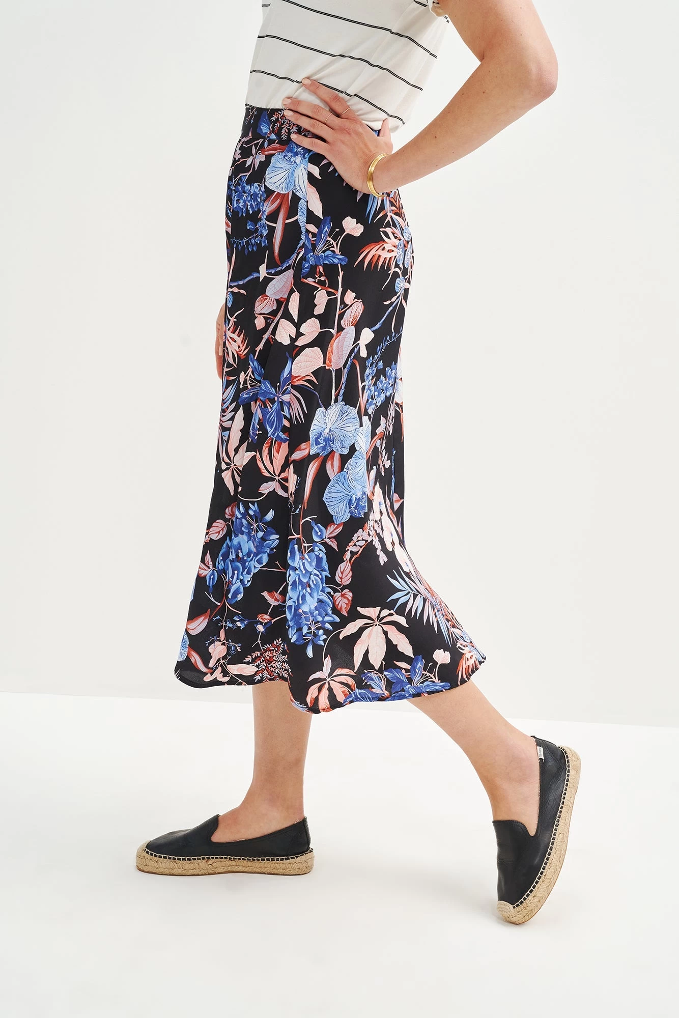 Blaze Washable Silk Skirt - Saint Barts Black Floral 2 Blaze Washable Silk Skirt - Saint Barts Black Floral - Image 2