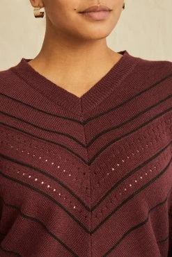 Minerva Wool Sweater - Pinot Black - ReAmour -Vibe Wardrobe Shop 9912 Minerva Pinot Black 3550 web 92805764 c714 43be b378 ab658bd310c5