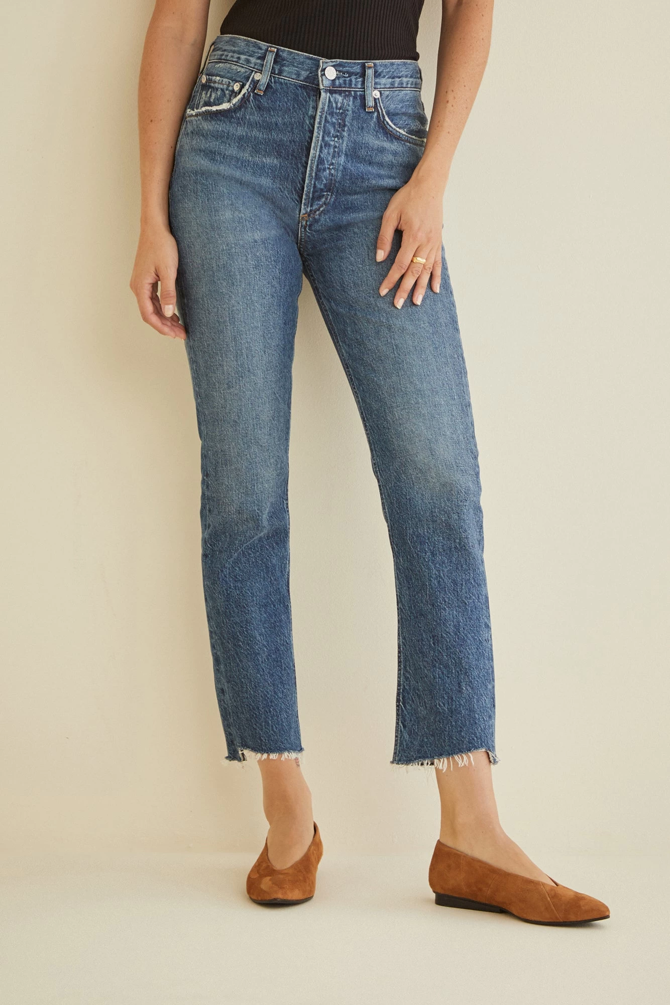 AGOLDE Riley Raw Hem Jean 5 AGOLDE Riley Raw Hem Jean - Image 5