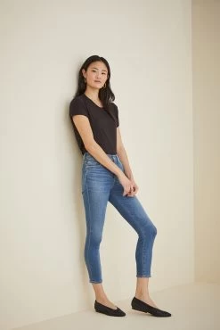 AGOLDE Exclusive Sophie Crop -Vibe Wardrobe Shop AGOLDE Sophie Skinny Crop Kindred 0076 web