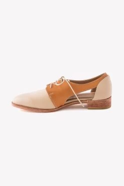 Lorena Oxfords -Vibe Wardrobe Shop Lorena Cream Scotch 2