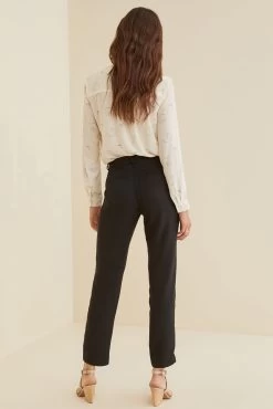 Oralie Pants - ReAmour -Vibe Wardrobe Shop Oralie Black 1564 web 1f3f3b63 35ab 4602 b354 66d0654d4e9e