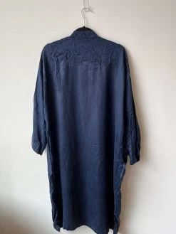 Quinn Zero-Waste Cupro Duster - ReAmour -Vibe Wardrobe Shop Submisison 1640265391178