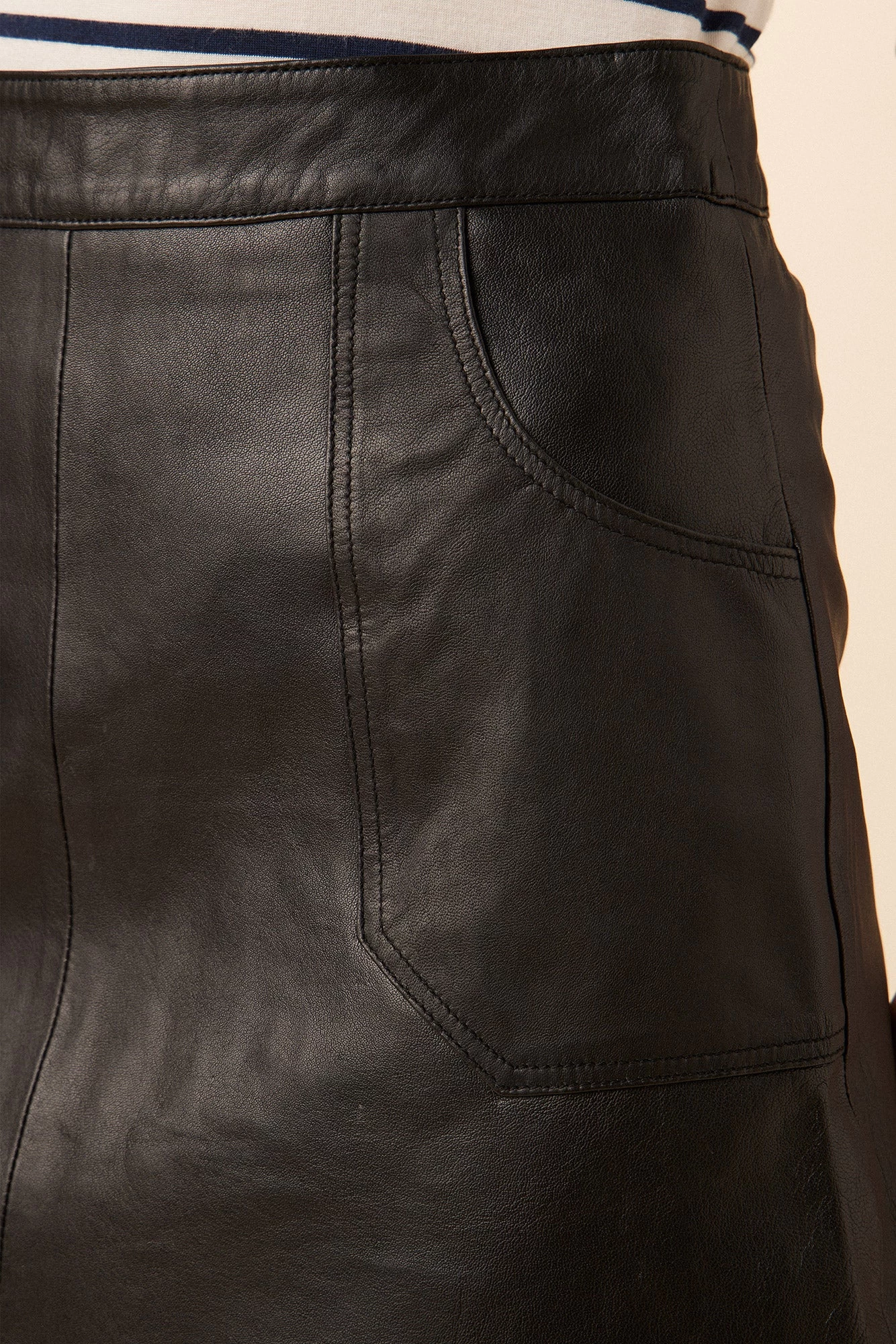 Deadwood Lena Mini Skirt - Black 5 Deadwood Lena Mini Skirt - Black - Image 5