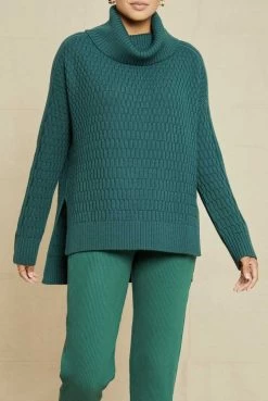 Harlow Wool Sweater - Dark Green - ReAmour -Vibe Wardrobe Shop recurate submission 86558 5 0f6b13ed b19c 40e6 8253 535383e9ff65