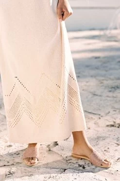 Nisolo- Isla Woven Slide Sandal - Desert Rose -Vibe Wardrobe Shop wf isla woven desert rose 1